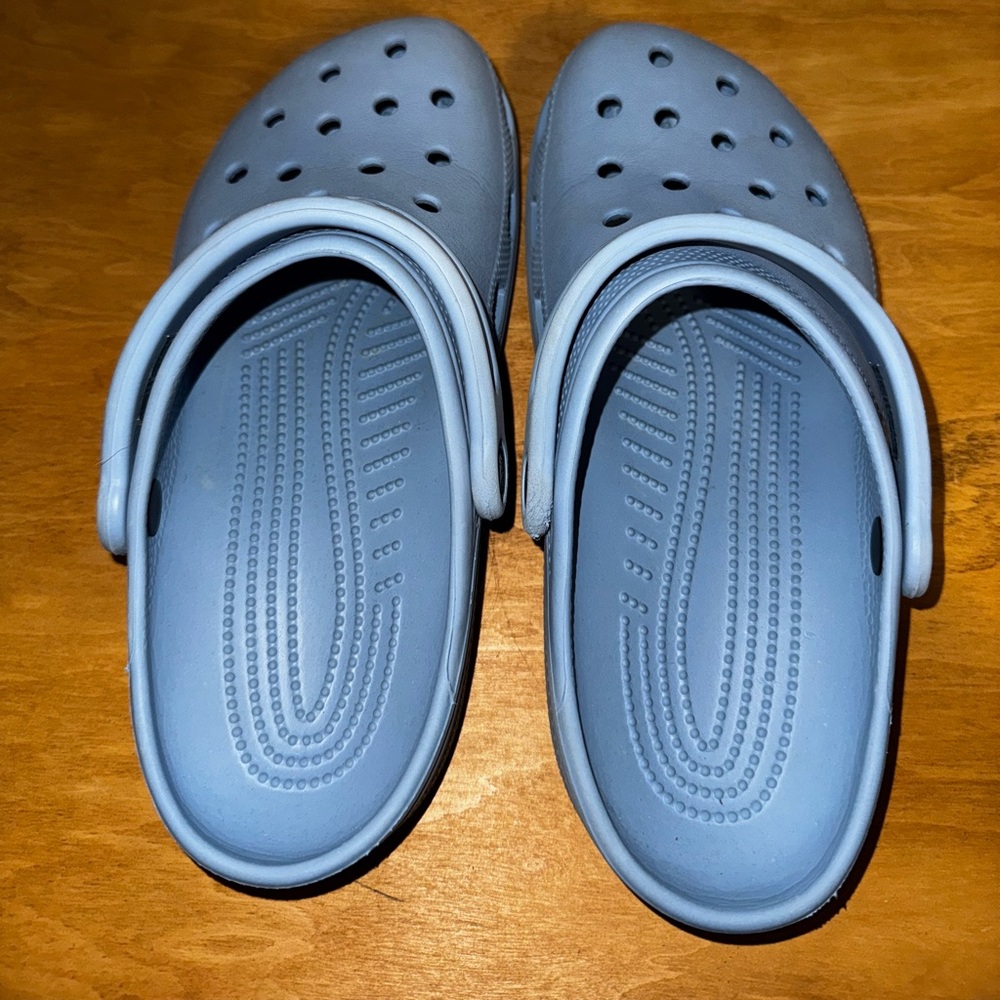 Crocs Size 9 Women's